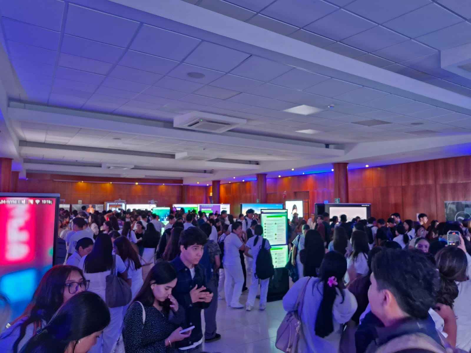 profesionales-educacion-innovacion-tecnologia-evento-academico-iberoamericano.img