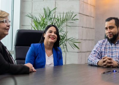 El equipo de Banesco conversa con Magdalena de Luca sobre las mejoras gracias a la implementación de DANI